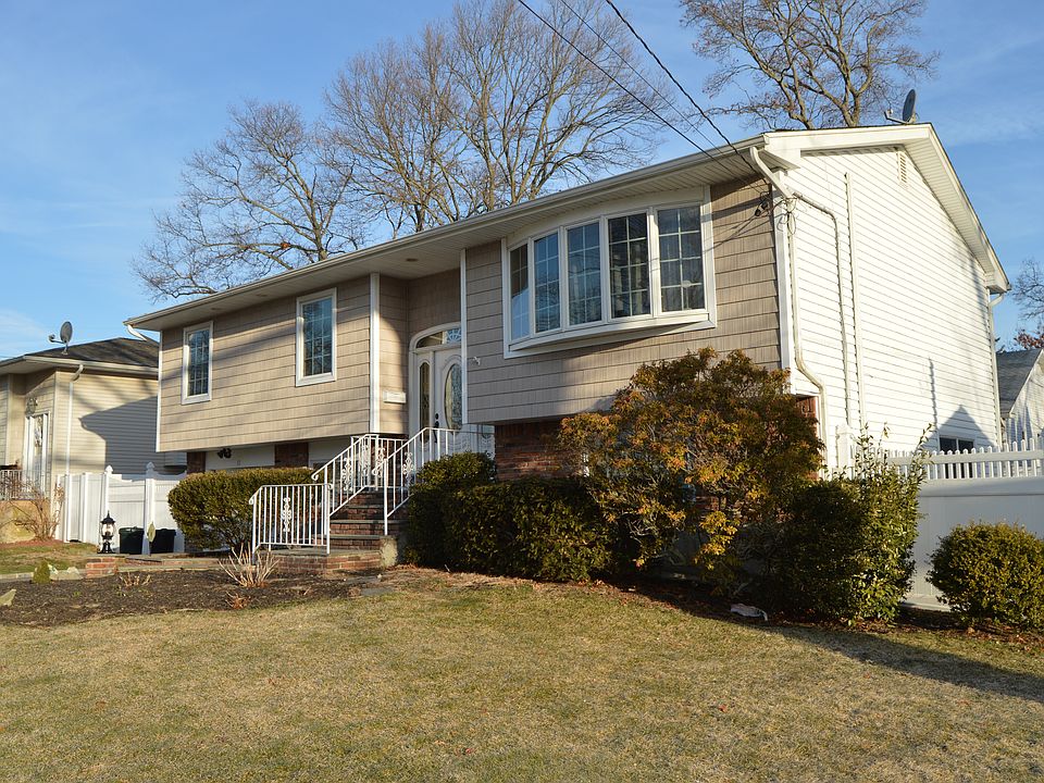 1st image of 81 Ryder Ave