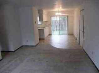 29520 SW Brown Rd APT 1, Wilsonville, OR 97070