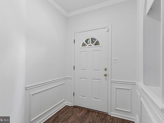 3rd image of 1138 Randolph Rd