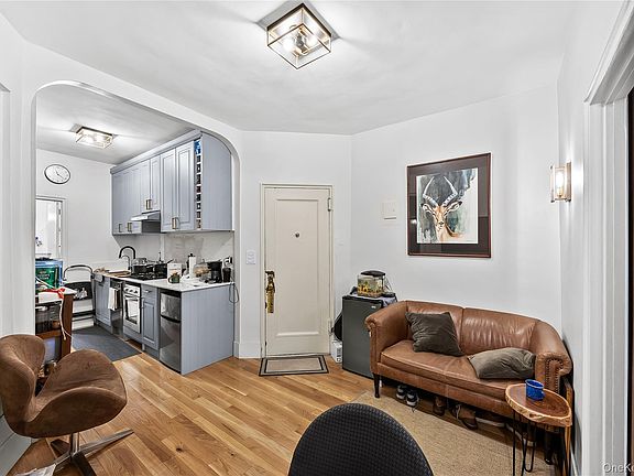 3rd image of 228 W 17th Street #2A