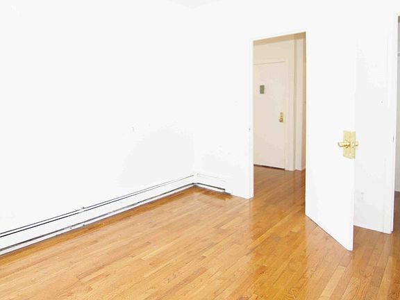 5th image of 803 Halsey St APT 6