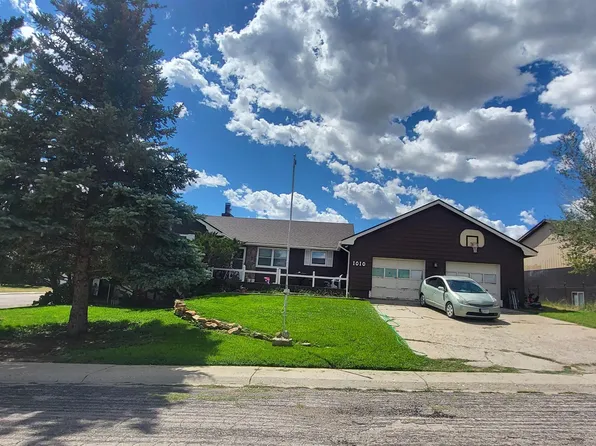 1010 Feldspar Ct, Hanna, WY 82327