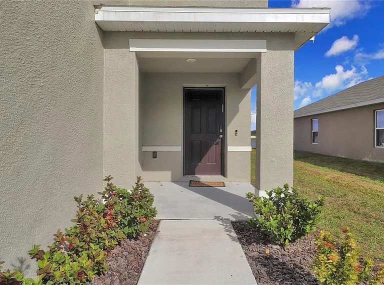 5546 Logan Cave Ave — Photo 4