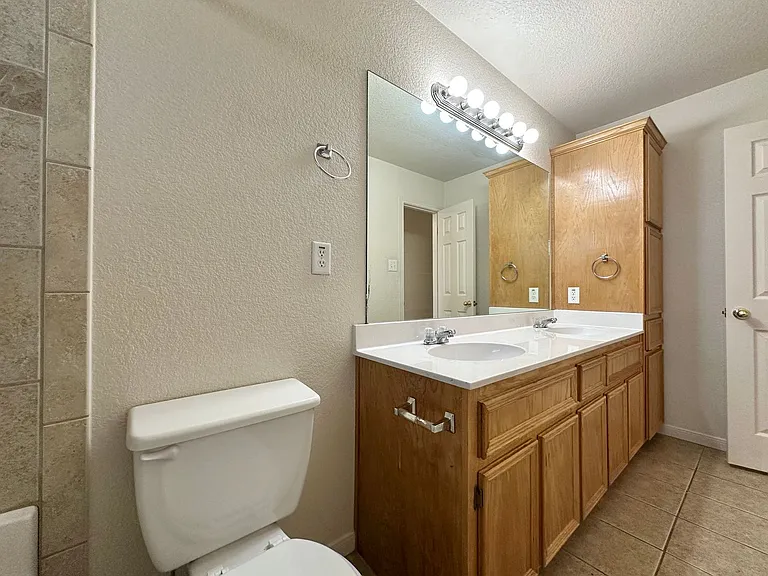 1111 Cinch Dr — Photo 26