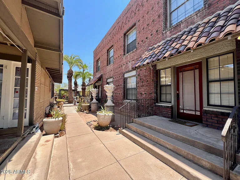 902 E Palm Ln #4 — Photo 19