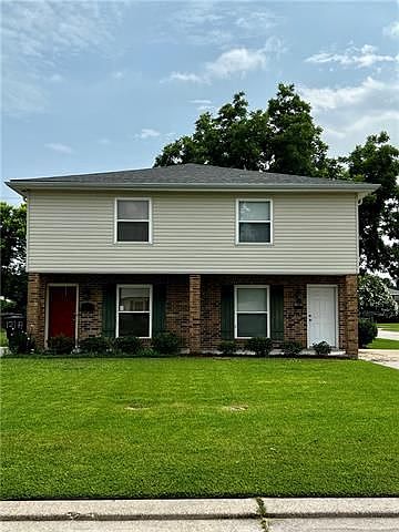 1st image of 121 Zeta St #B