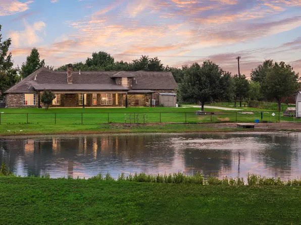 10052 Helms Trl, Forney, TX 75126