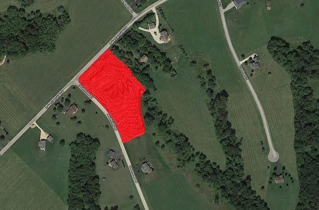 2nd image of 28-13 Southview Dr
