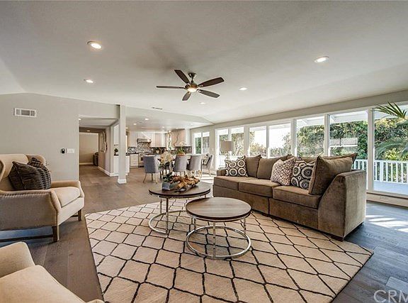 2nd image of 2515 Salt Air Cir