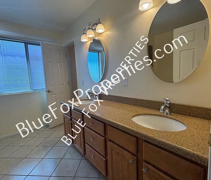 7135 S Oakbank Dr — Photo 43