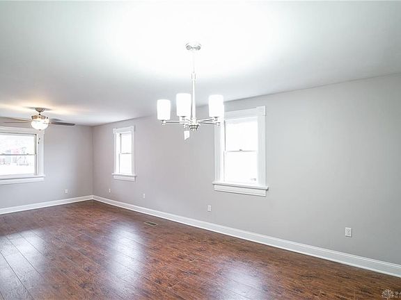 3rd image of 15 W Pease Ave