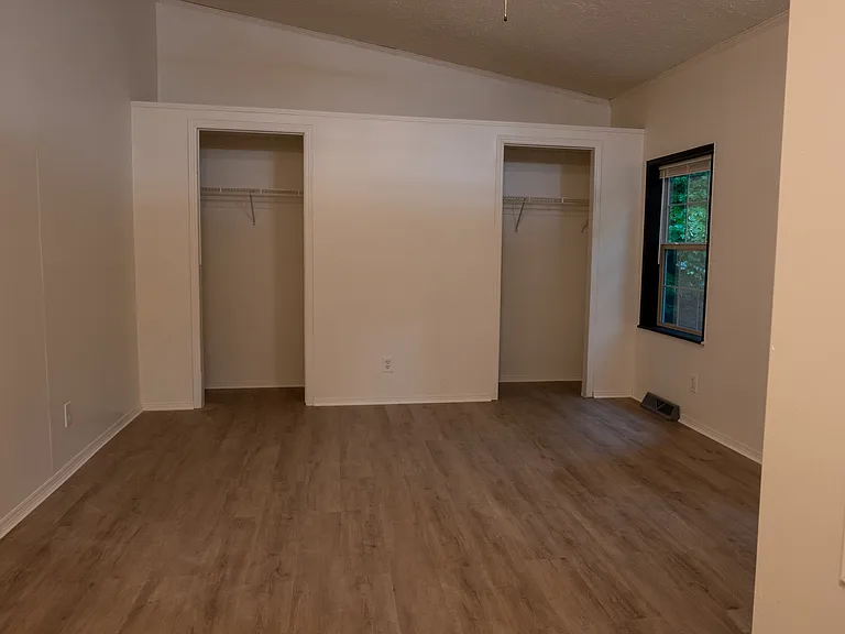 10964 N Mackinaw Hwy #2 — Photo 12