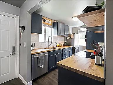 4th image of 3303 Eaton St