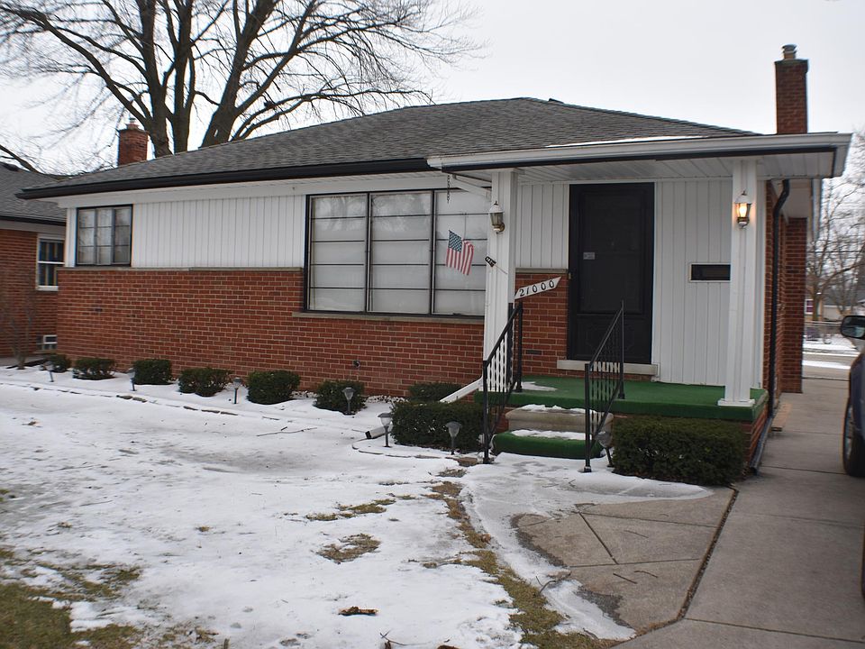 1st image of 21000 Alexander St