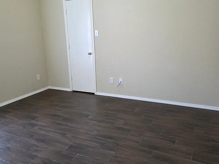 12100 Worthwood St — Photo 26