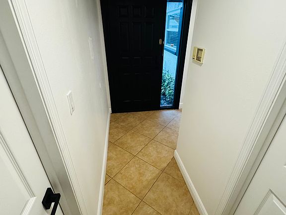 3rd image of 8200 Winthrop Dr #8120