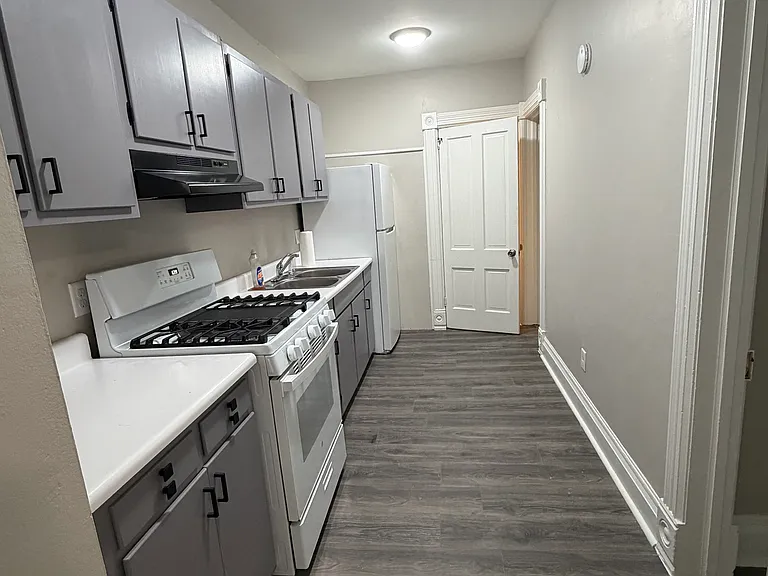 503 W Main St #D — Photo 11