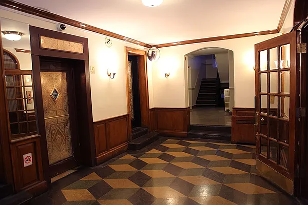 Rented by Chris Stewart, LREB | media 14