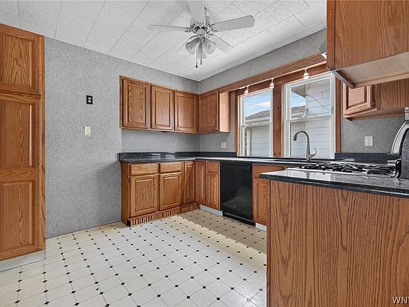 4th image of 104 Bellwood Ave