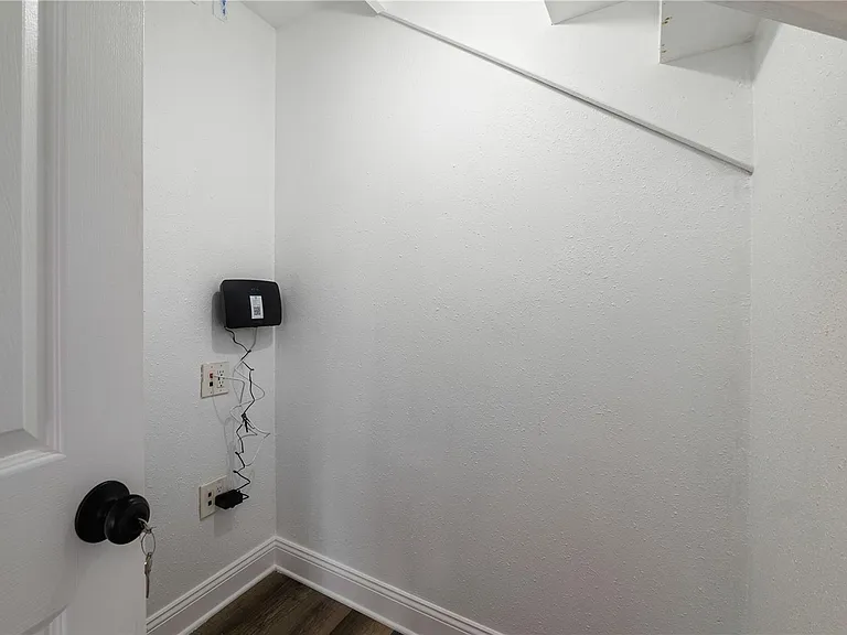 1397 43rd St — Photo 29
