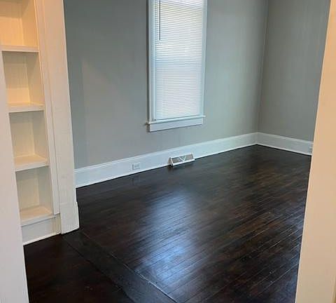4th image of 133 Paisley St APT A