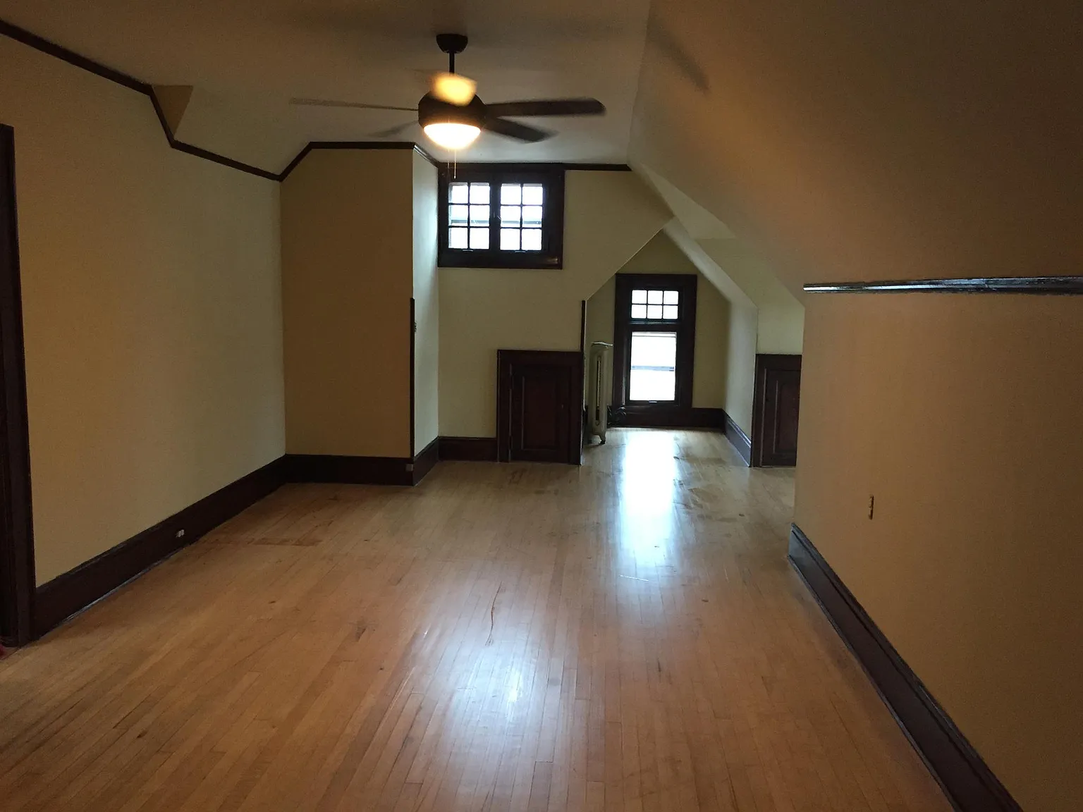 2824 E Newberry Blvd — Photo 4
