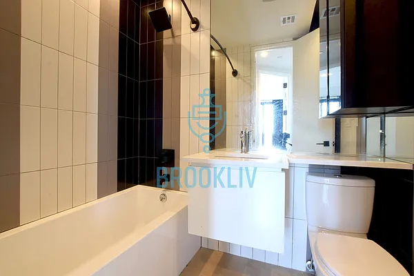 Rented by null | media 14