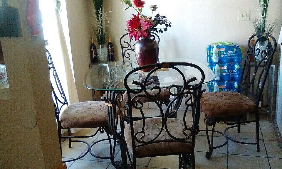 1st image of 4300 N Lamont St APT 295