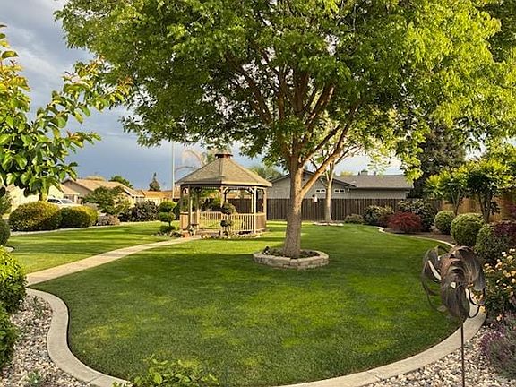 5th image of 2117 Vincent Ave