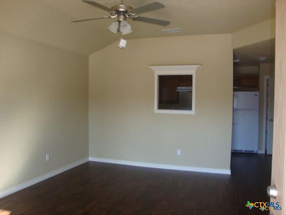 2nd image of 456 Summers Rd