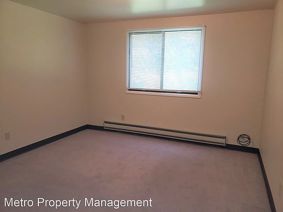4th image of 1929 Burnstead Dr APT 14