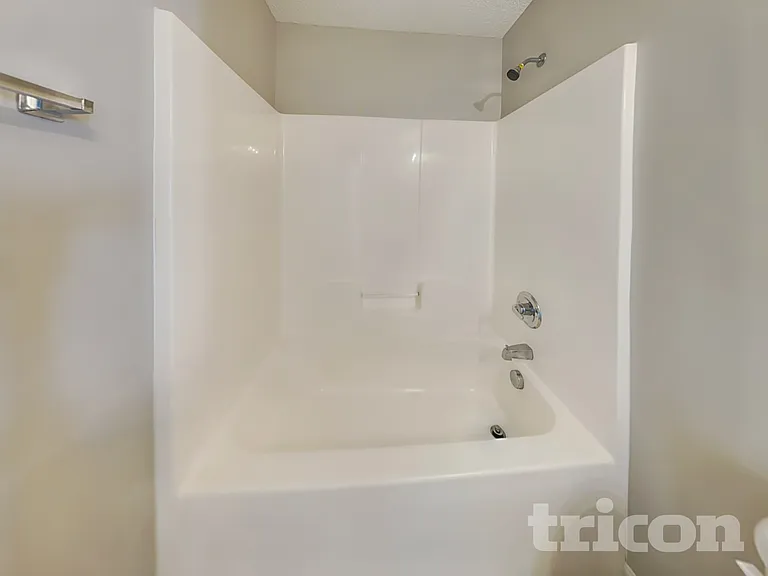 312 Buckthorne Dr — Photo 20