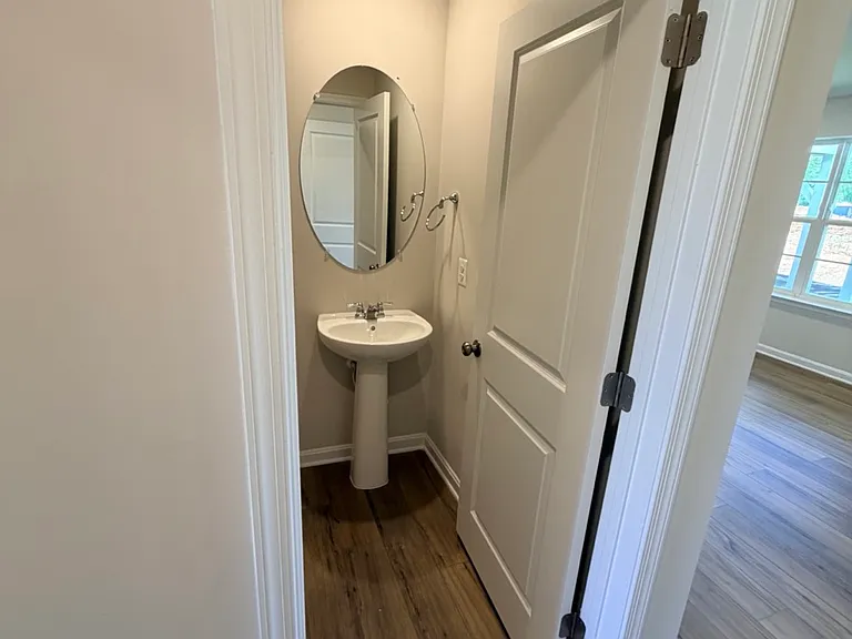 436 Seeback Dr — Photo 7