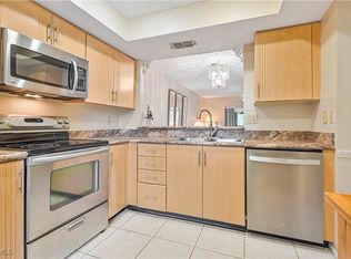 8366 Charter Club Cir UNIT 3, Fort Myers, FL 33919