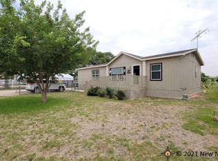 903 Malaga Ave, Carlsbad, NM 88220