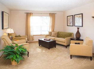 3900 Greensview Dr, Powell, OH 43065