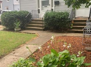 802 N Evans St, Bloomington, IL 61701