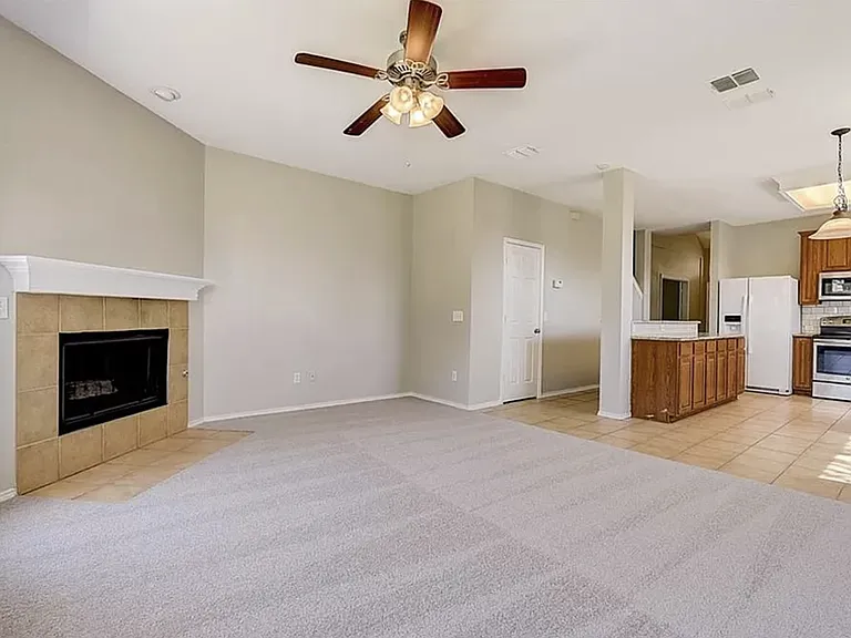 1516 Cedar Brook Ct — Photo 3
