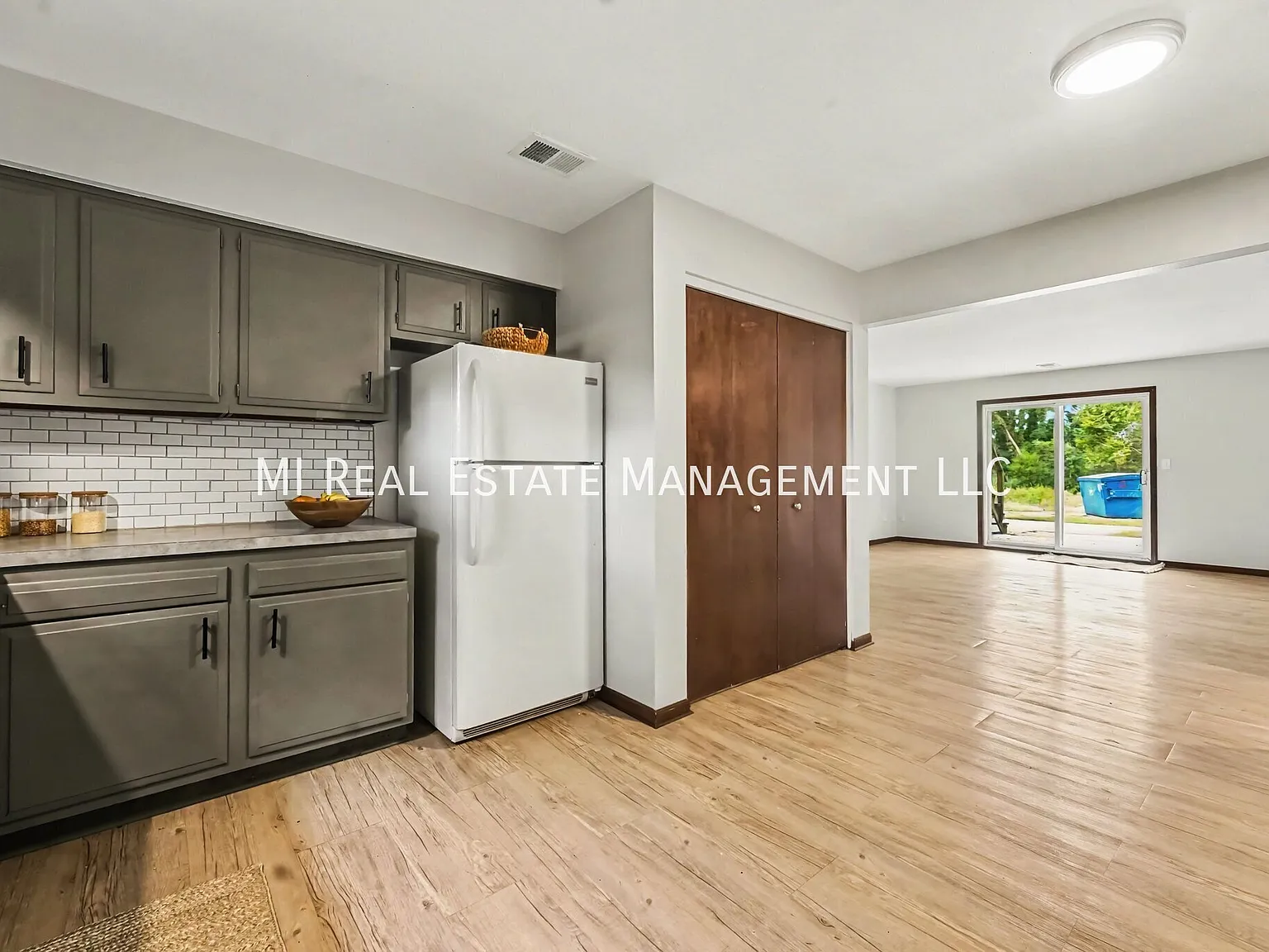 2 bed, 1.0 bath, 800 sqft, $1,450 — Photo 4