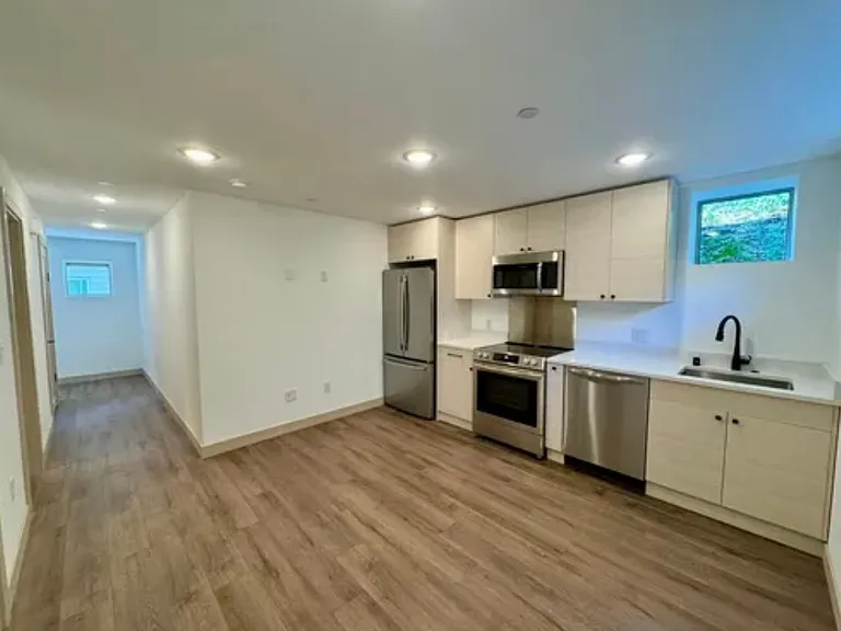 2028 S Lane St #B — Photo 1
