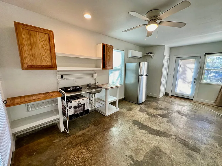 1419 Alamo St #B — Photo 3