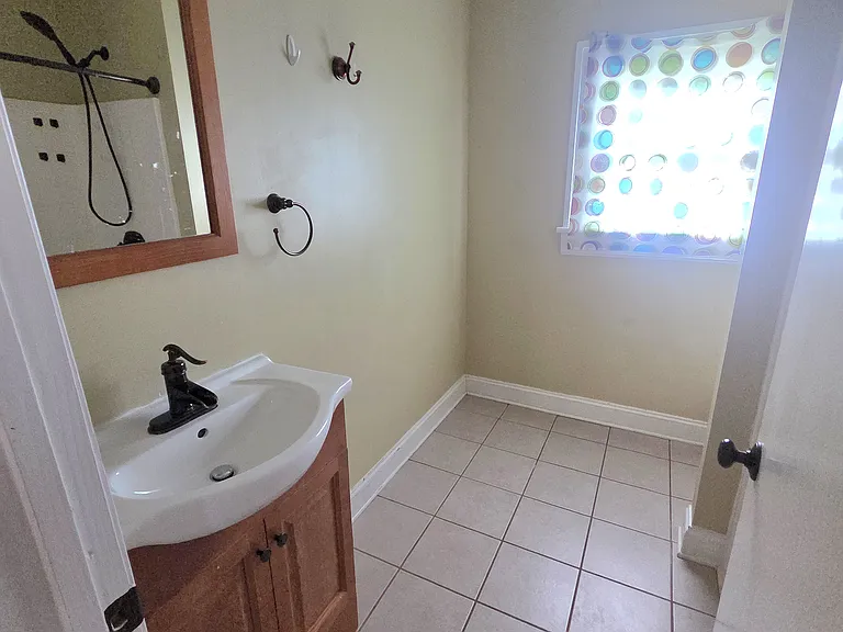 1113 Winona Ave SW — Photo 7