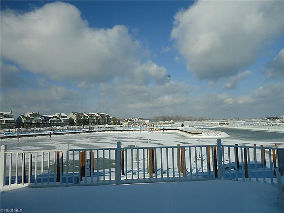 3rd image of 5294 E Marina Ave