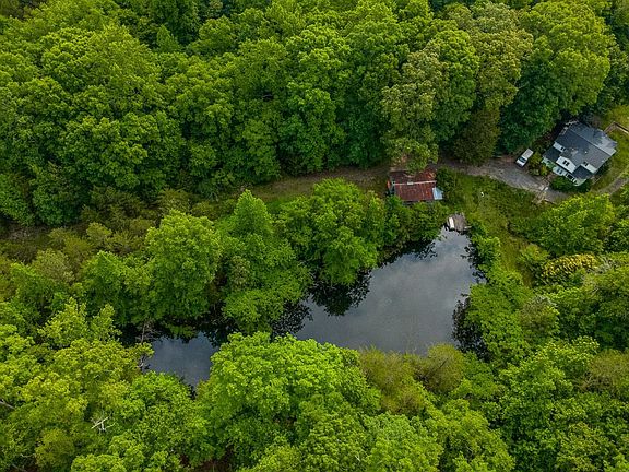 5th image of 2840 Glenn Springs Rd