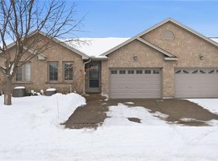 19 Hanlon Pl #35, Brant, ON N3L4E8
