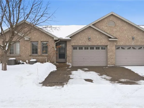 19 Hanlon Pl #35, Brant, ON N3L 4E8