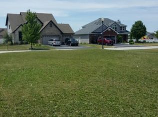 309 Pine St, Beecher, IL 60401