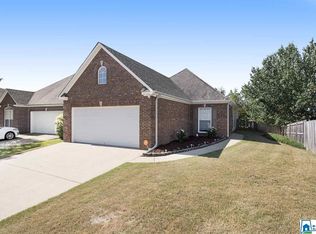 302 High Ridge Ct, Pelham, AL 35124