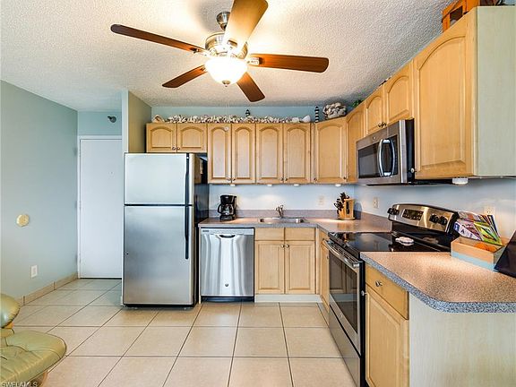 3rd image of 7330 Estero Blvd Ph 1