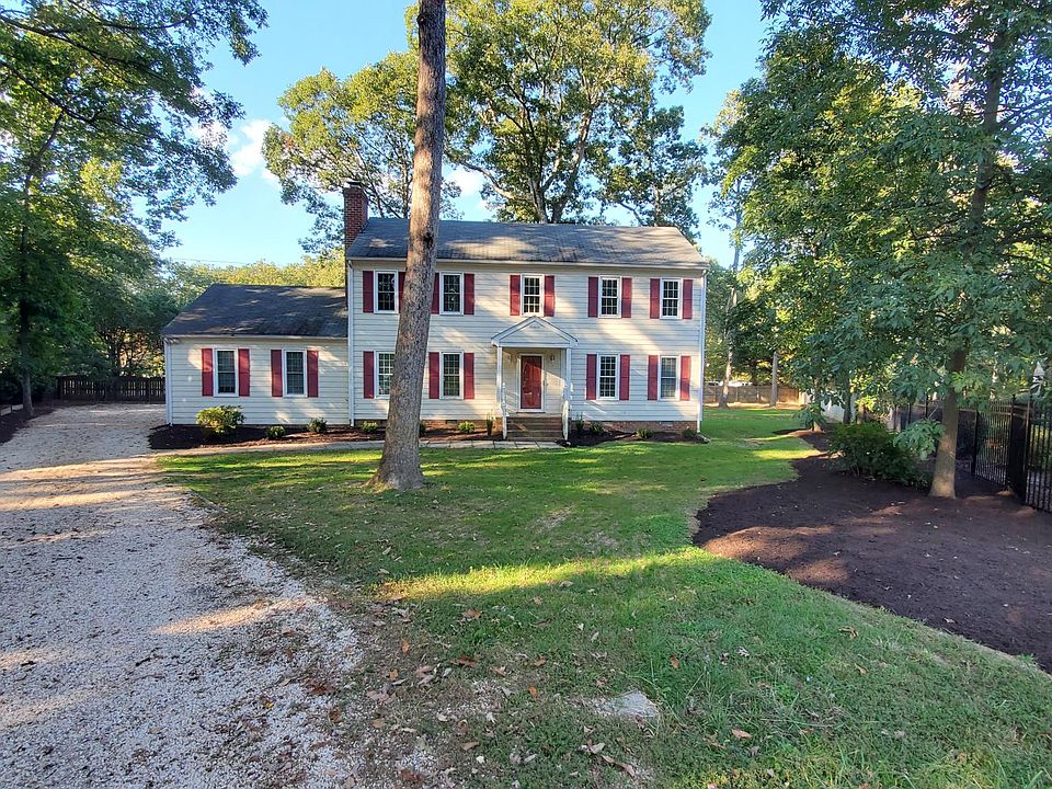 1st image of 2704 Robert Earl Cir